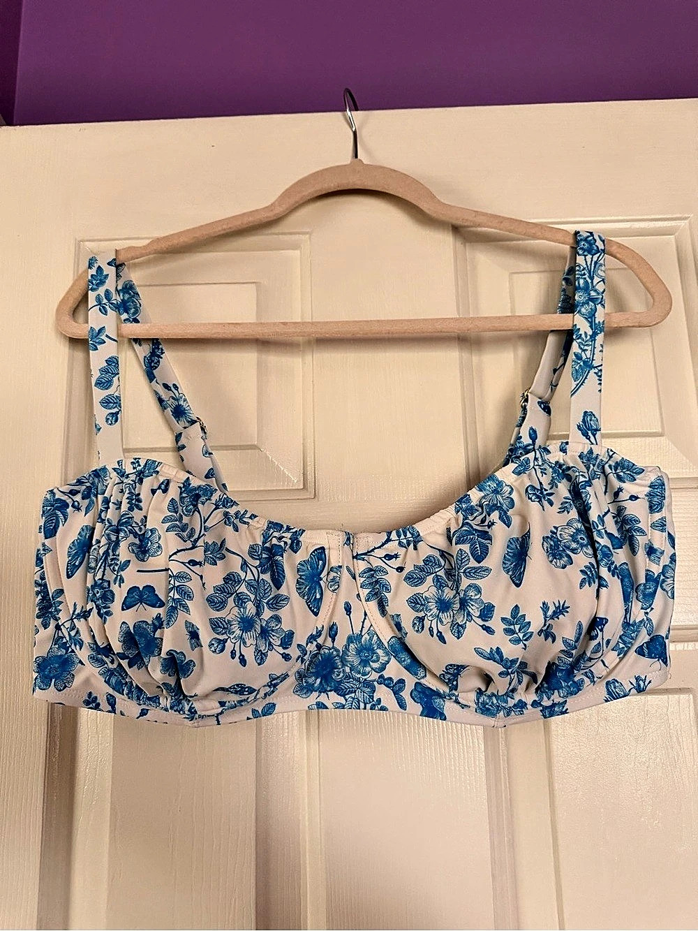 Wild Fable Floral Bikini Set in White & Blue Size 18 Like New